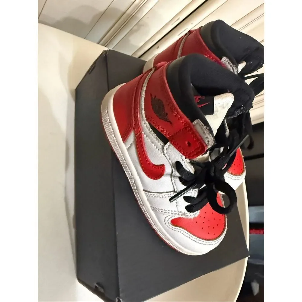 Nike Air Jordan Toddler 1 Retro High OG Leather Sneaker Shoes Multicolor Sz 8C